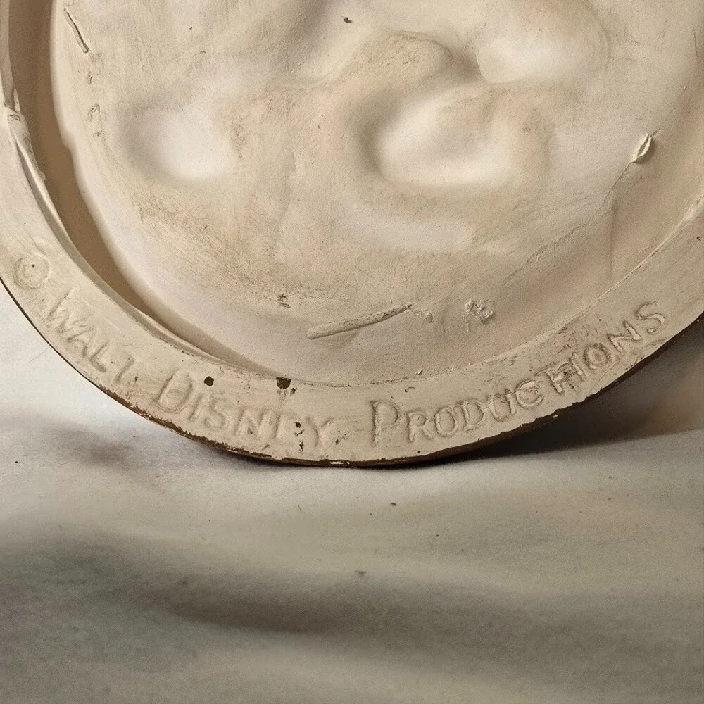 VTG Walt Disney Productions Mickey Mouse & Pluto 3D Plaster Wall Plaques